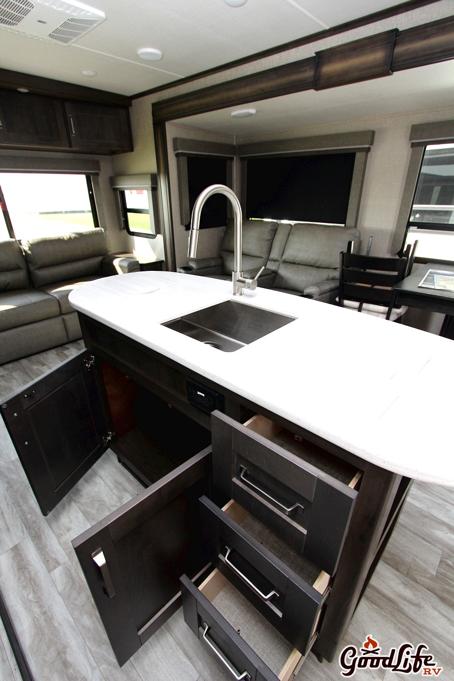 2020 Grand Design Reflection 297RSTS Good Life RV