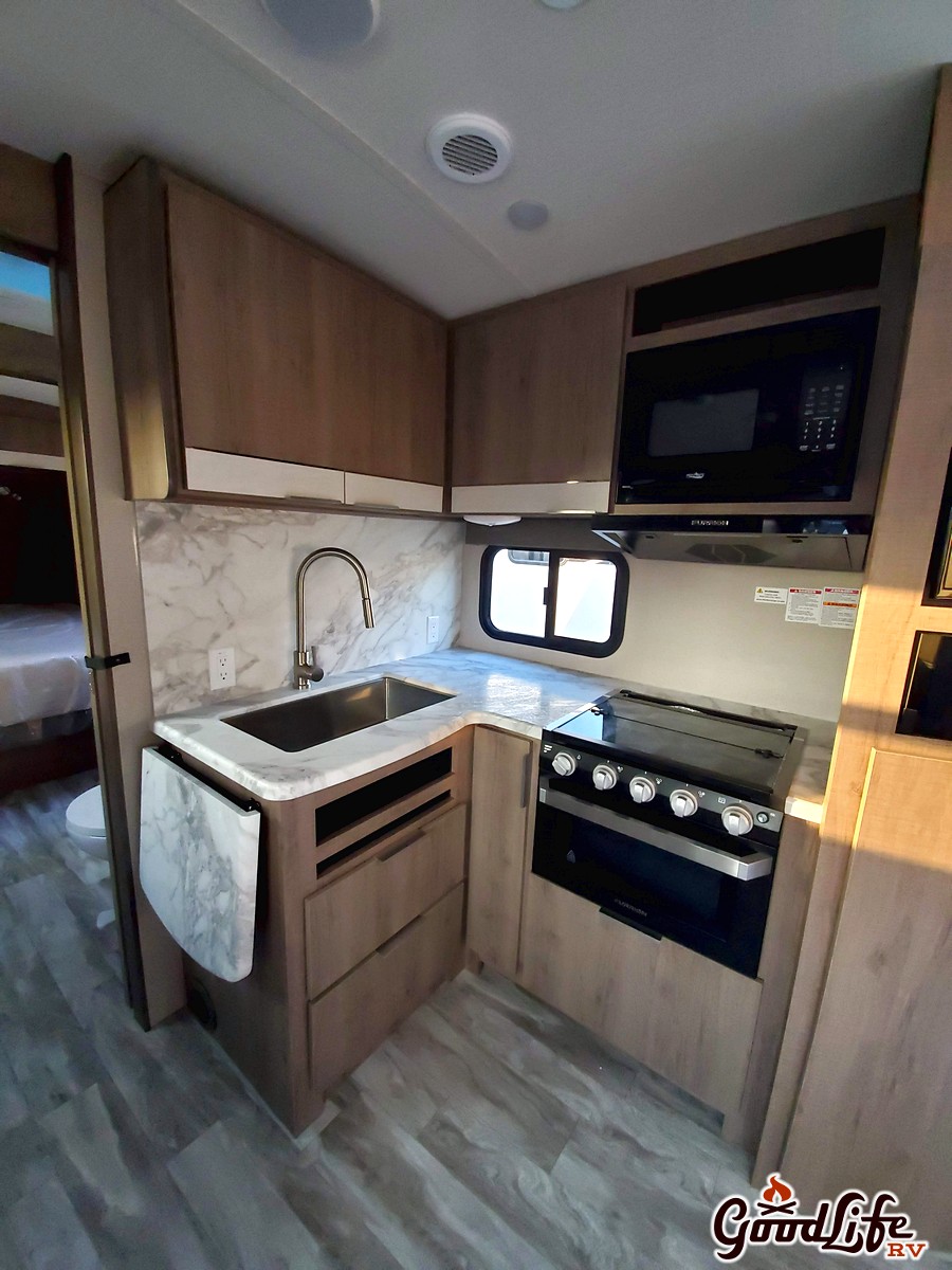 2500RL Imagine 2020 Grand Design P620959 (27) Good Life RV