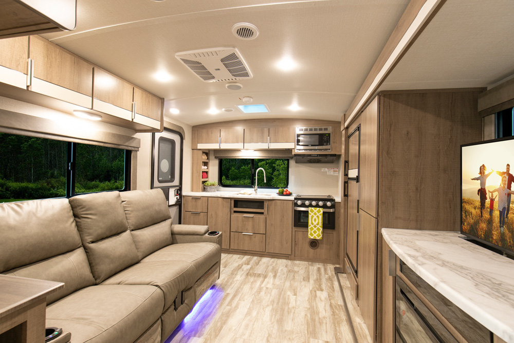 2020 Grand Design Imagine 2250RK | Travel Trailer - Good Life RV