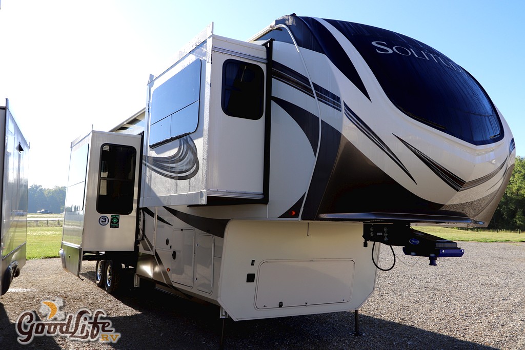 Solitude Front Living Room Toy Hauler