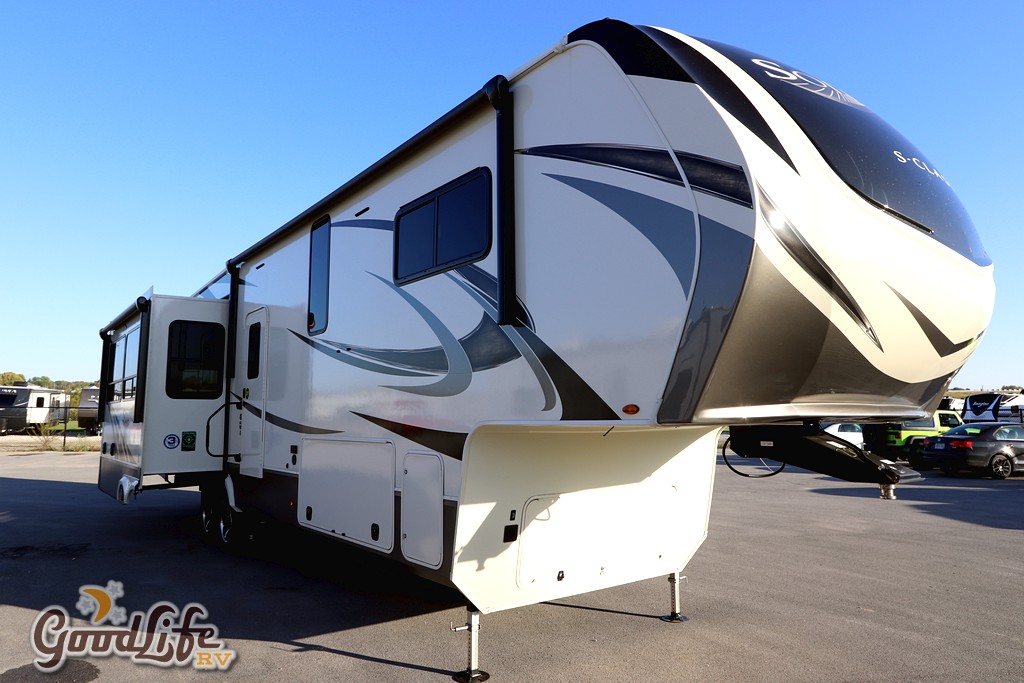 2021 Grand Design Solitude S-Class 3540GK | Travel Trailer | Good Life RV